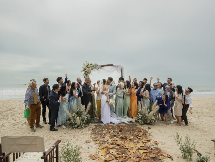 Bao Tam & Zeno wedding on the beach