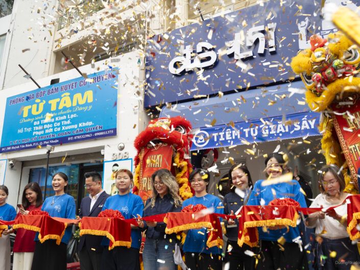 Grand Opening Highlights: Tiệm Tự Giặt Sấy Đô Thị